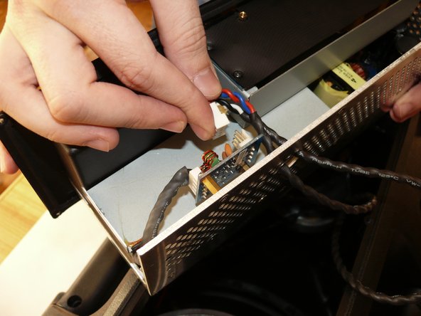 Behringer Eurolive B212D Power PCB Replacement: crwdns2935265:05crwdnd2935265:02crwdnd2935265:03crwdne2935265:0