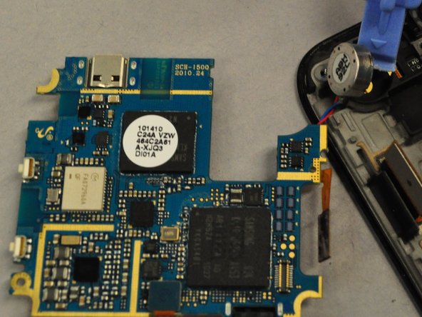 Samsung Fascinate Motherboard Replacement: 12 단계, 이미지 3개 중 2개