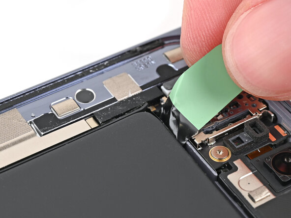 Google Pixel 10 Pro Fold Flip and Base Battery Replacement, Separate the flip battery adhesive: step 43, image 1 of 2