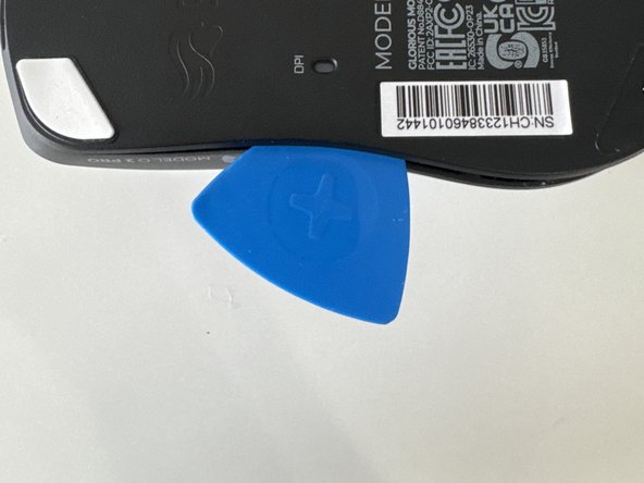 Glorious Model O2 Pro Teardown, Remove Inner shell: crwdns2935265:08crwdnd2935265:02crwdnd2935265:03crwdne2935265:0