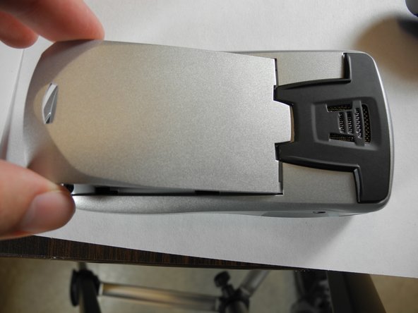 BlackBerry 7105t LCD Replacement: crwdns2935265:018crwdnd2935265:02crwdnd2935265:03crwdne2935265:0