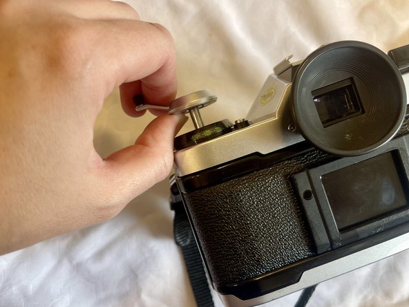 Canon AE-1 Program Light Seal Replacement, Light Seals: crwdns2935265:01crwdnd2935265:02crwdnd2935265:02crwdne2935265:0