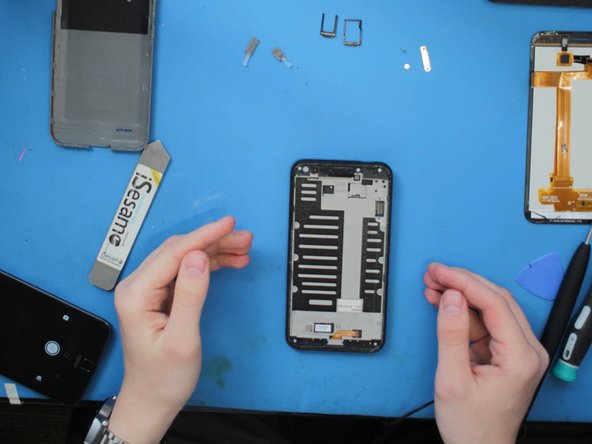 Alcatel Go Play (7048W) Teardown, One connection!: crwdns2935265:08crwdnd2935265:03crwdnd2935265:03crwdne2935265:0