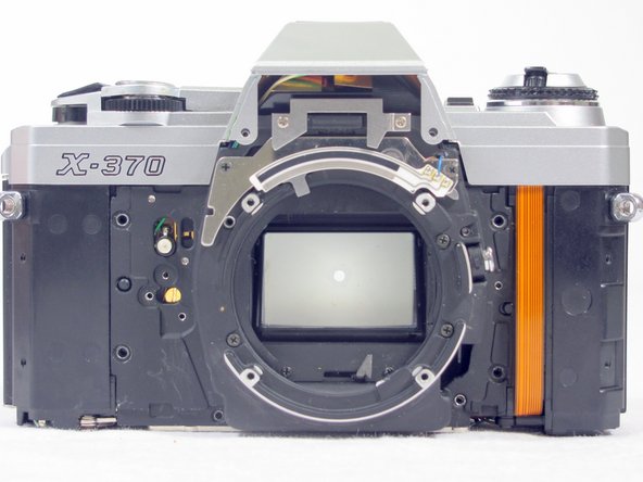 Removing Minolta X-370 Lens Holder: crwdns2935265:012crwdnd2935265:03crwdnd2935265:03crwdne2935265:0