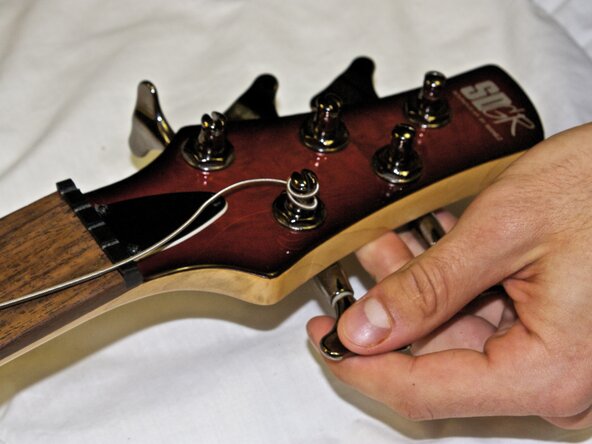 Ibanez 5 String Bass Model SR405QM Intonation Adjustment, Strings: crwdns2935265:01crwdnd2935265:01crwdnd2935265:01crwdne2935265:0