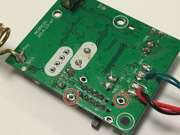 Kidzlane Walkie-Talkie Power Button Replacement: crwdns2935265:03crwdnd2935265:02crwdnd2935265:02crwdne2935265:0