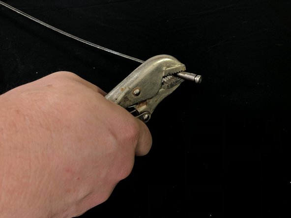 Olympic Fencing Epee Blade Rewiring, Tip Disassembly (1): crwdns2935265:00crwdnd2935265:01crwdnd2935265:02crwdne2935265:0