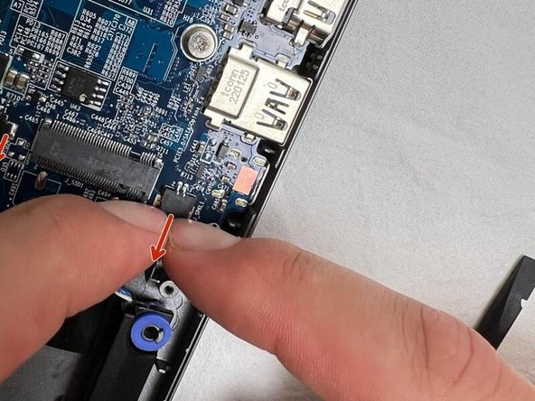 Power-Button, Hauptplatine 1: Schritt 15, Bild 3 von 3