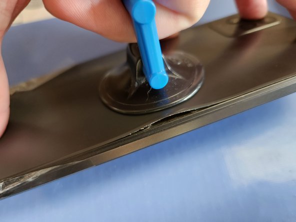 Revvl 6 Pro 5G Screen Replacement, Insert an Opening Pick: crwdns2935265:02crwdnd2935265:02crwdnd2935265:03crwdne2935265:0