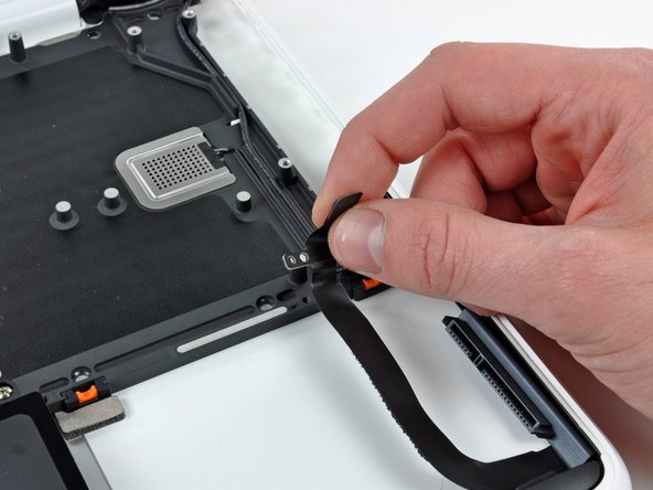 MacBook Unibody Model A1342 Upper Case Replacement: crwdns2935265:024crwdnd2935265:02crwdnd2935265:02crwdne2935265:0