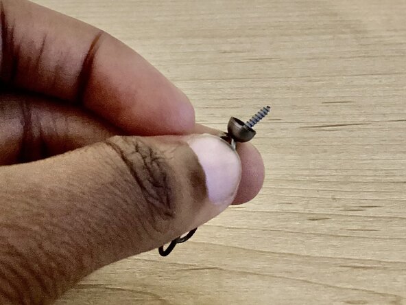 How to Replace a Hook on a Topwater Fishing Lure: crwdns2935265:04crwdnd2935265:03crwdnd2935265:03crwdne2935265:0