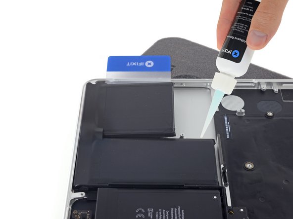 MacBook Pro 15" Retina Display Mid 2015 Battery Replacement: crwdns2935265:061crwdnd2935265:02crwdnd2935265:03crwdne2935265:0