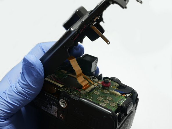 Panasonic Lumix DMC-FZ35 LCD Replacement, Accessing the flex cables: crwdns2935265:05crwdnd2935265:02crwdnd2935265:02crwdne2935265:0