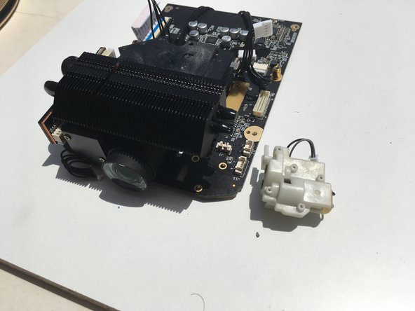 JMGO GS1 Disassembly, Unmount the focus motor: crwdns2935265:015crwdnd2935265:03crwdnd2935265:03crwdne2935265:0