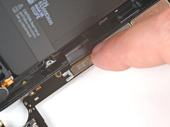 Google Pixel 9a Logic Board Replacement, Connect the screen cable: passo 40, immagine 2 di 3