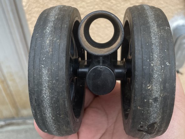 Foldable Shopping Cart Swivel Wheels Replacement: paso 6, imagen 3 de 3