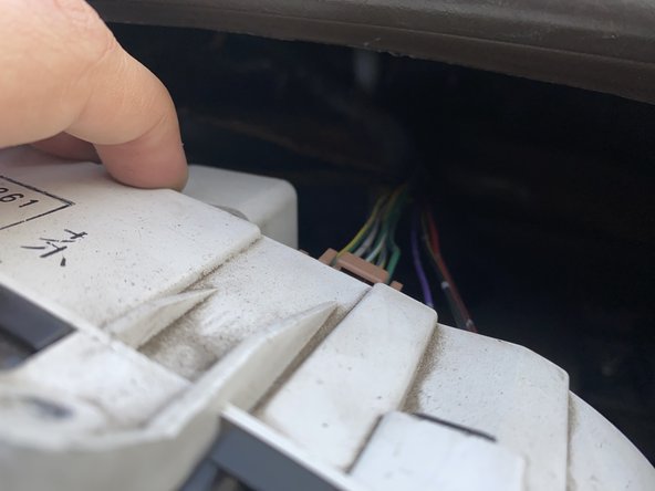 2000 Toyota 4Runner Dashboard Light Bulbs Replacement: crwdns2935265:015crwdnd2935265:02crwdnd2935265:03crwdne2935265:0