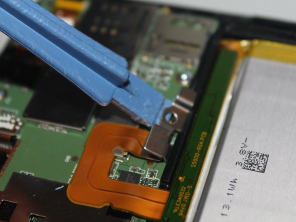 Lenovo A7-50 A3500 Battery Replacement: step 4, image 2 of 2