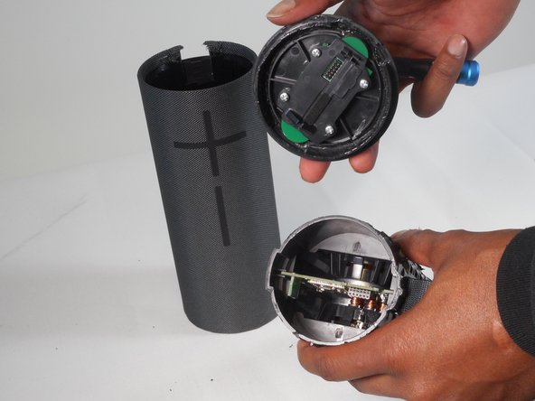 Logitech UE MegaBoom 3 Motherboard Replacement: crwdns2935265:04crwdnd2935265:03crwdnd2935265:03crwdne2935265:0