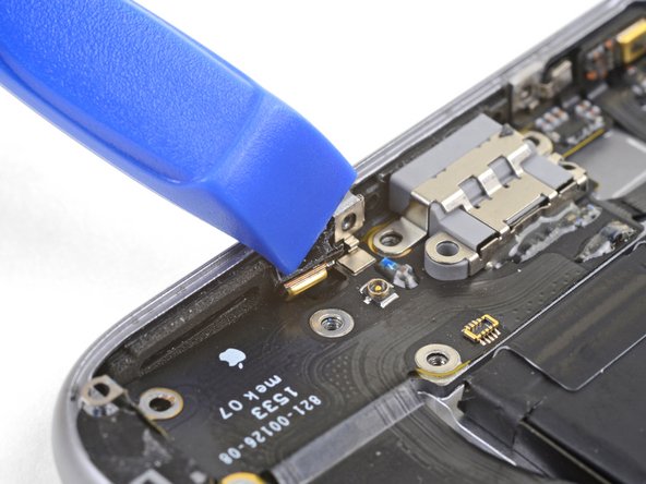 iPhone 6s Plus Rear Case Replacement: crwdns2935265:067crwdnd2935265:02crwdnd2935265:03crwdne2935265:0