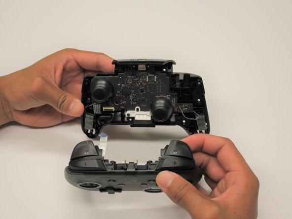 Nintendo Switch Pro控制器按钮/ D-Pad更换指南: 步骤 9 中的图像 3，3