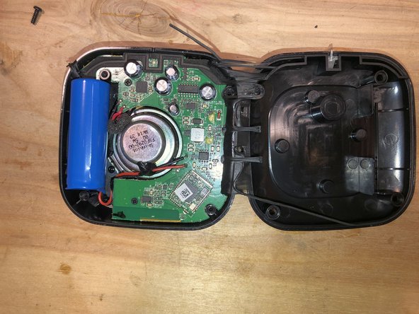 Sol Republic Punk Battery Replacement: stap 0, afbeelding 3 van 3