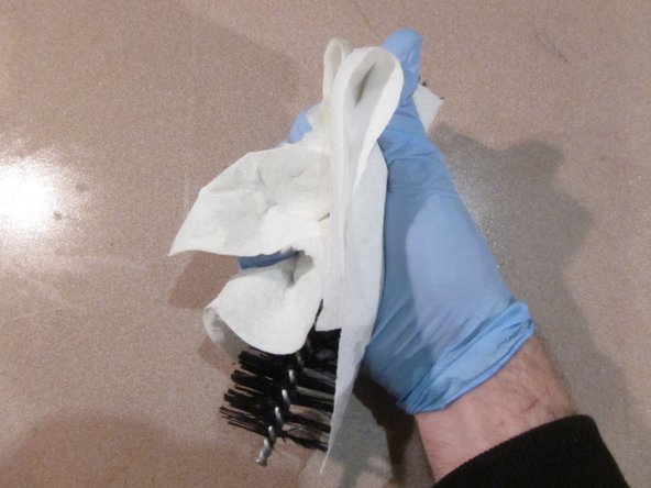 How to disassemble and clean your Roomba 560: шаг 18, изображение 2 из 3