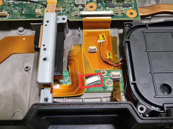Panasonic Toughbook CF-31 Teardown: step 52, image 1 of 3