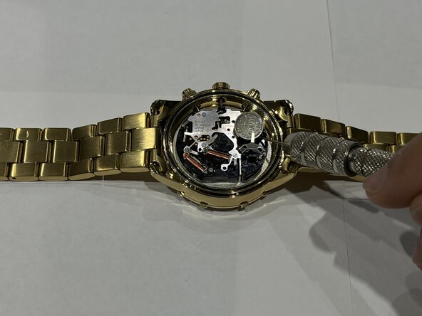 How to Replace a Guess W0016L2 Watch Battery: crwdns2935265:05crwdnd2935265:03crwdnd2935265:03crwdne2935265:0