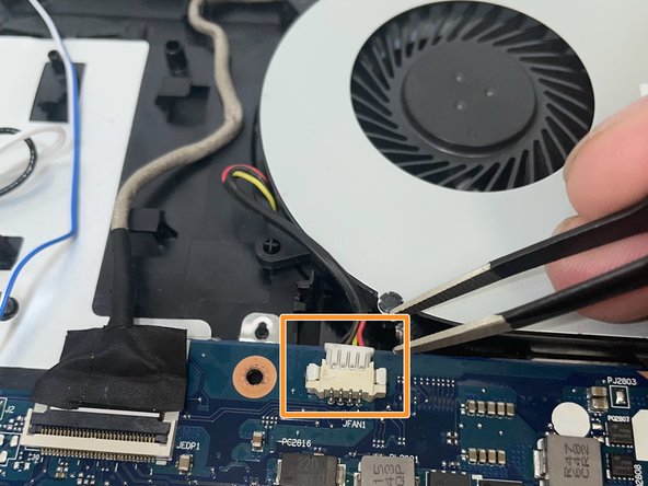 Lenovo IdeaPad 110-17IKB Fan Replacement, Fan: crwdns2935265:05crwdnd2935265:02crwdnd2935265:02crwdne2935265:0