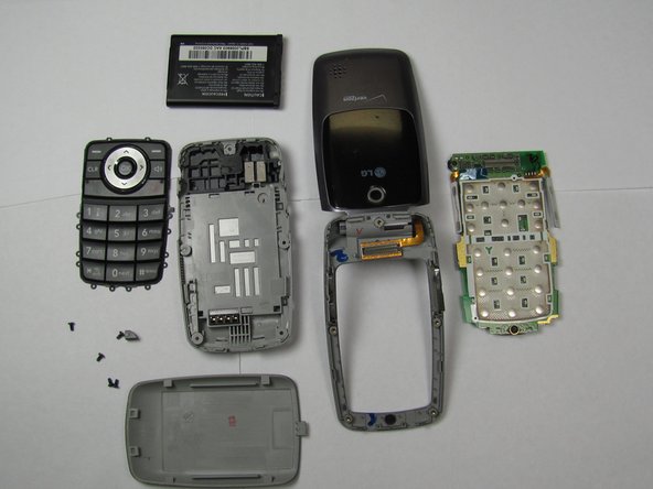 LG VX5400 Logic Board Replacement: crwdns2935265:07crwdnd2935265:02crwdnd2935265:02crwdne2935265:0