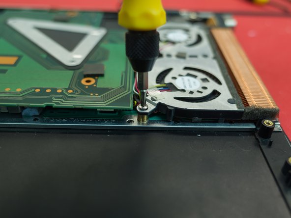 Sony Vaio VPCZ2 CPU Heatsink Fan Assembly Replacement: crwdns2935265:018crwdnd2935265:02crwdnd2935265:02crwdne2935265:0