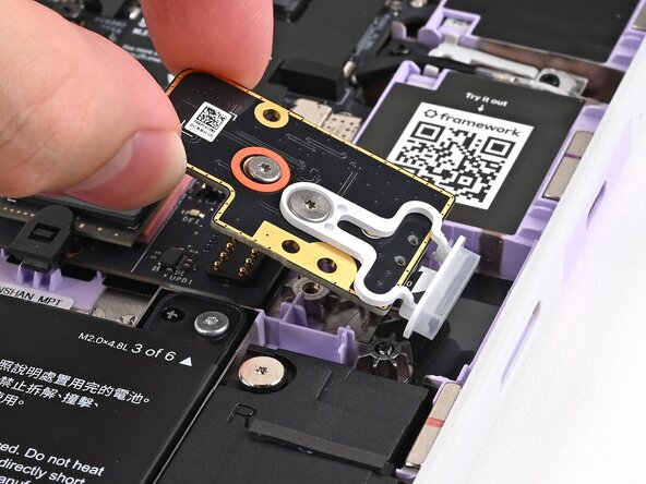 Framework Laptop 12 Fingerabdrucksensor austauschen, Fingerabdrucksensor installieren: Schritt 10, Bild 1 von 3