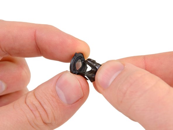 Замена прокладки кнопки Home iPhone 4S: crwdns2935265:044crwdnd2935265:01crwdnd2935265:01crwdne2935265:0