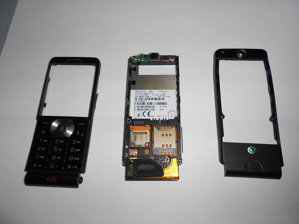 Sony Ericsson W350a Speaker Replacement: crwdns2935265:07crwdnd2935265:02crwdnd2935265:02crwdne2935265:0