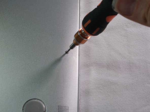 HP Spectre x360 13-4193nr Battery Replacement, Battery: 手順 1、 3の画像 2