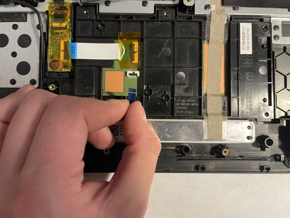 Acer Predator 17 G9-791 Trackpad Replacement: crwdns2935265:012crwdnd2935265:02crwdnd2935265:02crwdne2935265:0