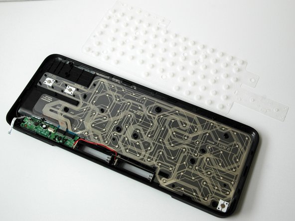 Logitech Harmony Smart Keyboard Key Printed Circuit Board (PCB) Replacement: crwdns2935265:011crwdnd2935265:03crwdnd2935265:03crwdne2935265:0