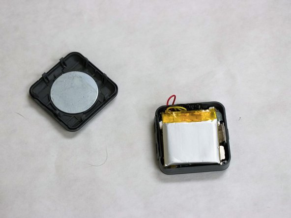 iON SnapCam 1045 Wearable HD Video Camera Lens Replacement: step 4, image 2 of 2
