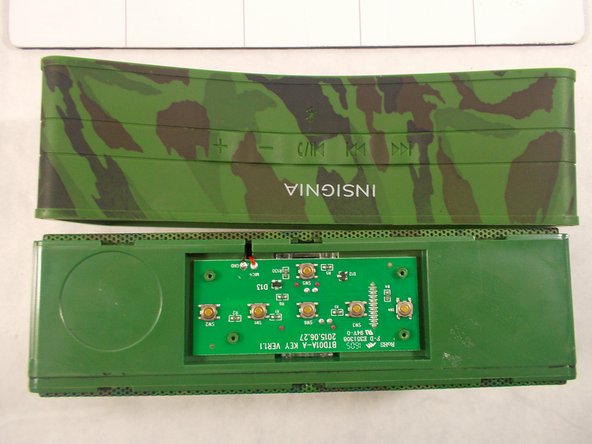 Insignia NS-SPBTBRICK-CM Bluetooth Button Replacement: crwdns2935265:03crwdnd2935265:02crwdnd2935265:02crwdne2935265:0