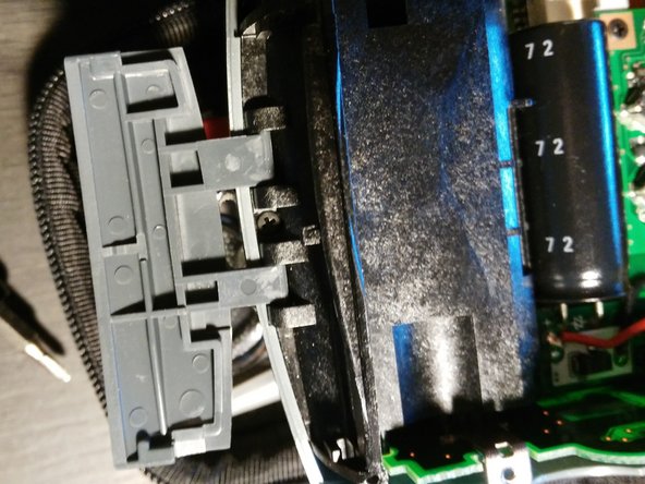 Kodak DX3500 Digital Camera  Teardown, Disconnecting the rest of the mainboard: crwdns2935265:05crwdnd2935265:03crwdnd2935265:03crwdne2935265:0