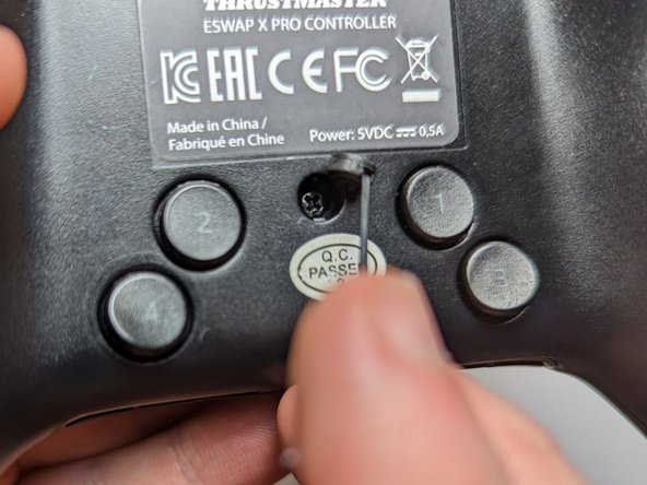 How to Fix a Thrustmaster Eswap X Pro Controller Trigger: шаг 3, изображение 3 из 3