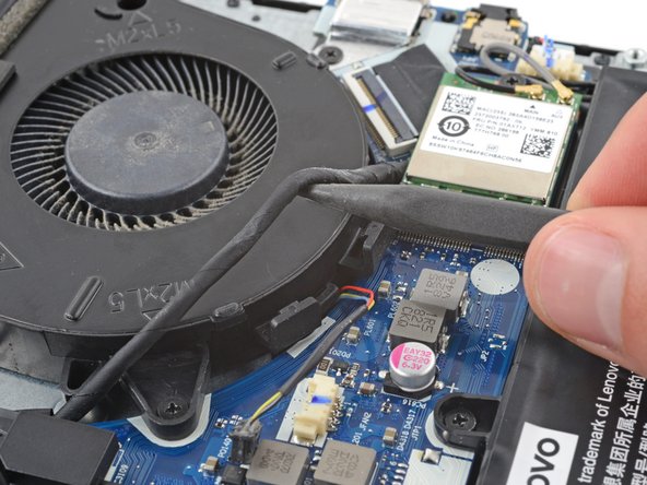 Lenovo Legion Y7000P Hinge Cover Replacement, Unclip the display cable: crwdns2935265:013crwdnd2935265:02crwdnd2935265:02crwdne2935265:0