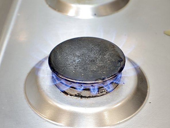 How to Fix a Gas Stove With Uneven Firing: crwdns2935265:07crwdnd2935265:02crwdnd2935265:02crwdne2935265:0