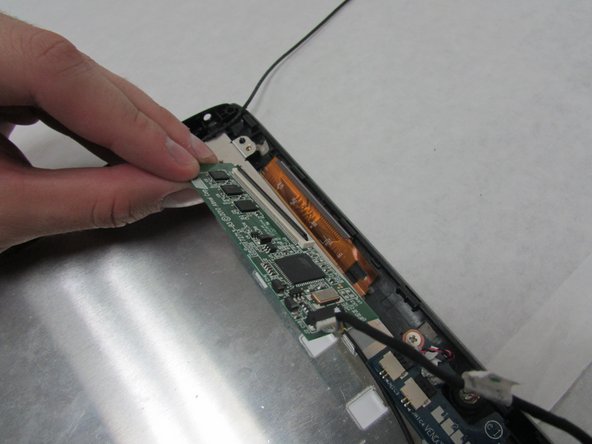 Acer Iconia Tab A501 Display Replacement: step 22, image 3 of 3