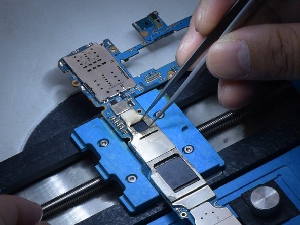 How to Fix a Samsung Galaxy S10 Plus That Does Not Turn On/Power On