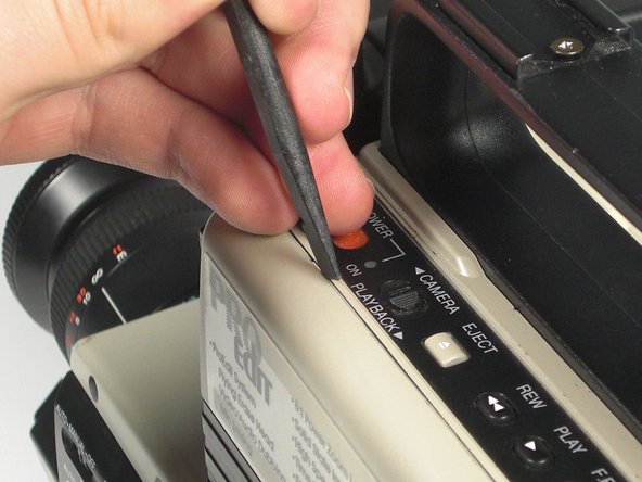 RCA CC310 Effect Button Circuit Board Replacement: crwdns2935265:03crwdnd2935265:02crwdnd2935265:02crwdne2935265:0