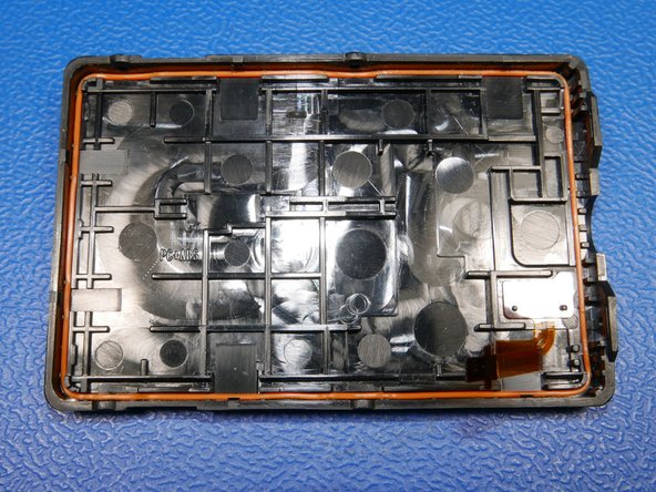 Panasonic Lumix DMC-GH3 LCD Hinge Cover Replacement: crwdns2935265:019crwdnd2935265:02crwdnd2935265:03crwdne2935265:0