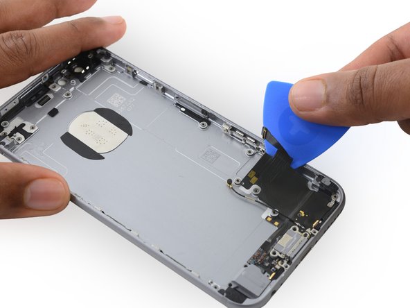 iPhone 6s Rear Case Replacement: crwdns2935265:069crwdnd2935265:02crwdnd2935265:03crwdne2935265:0