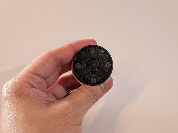 How to Replace PopSockets Grip Adhesive, Adhesive: 步骤 1 中的图像 3，3